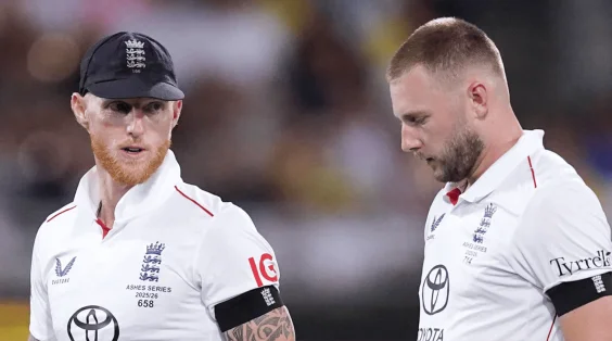 Stokes apologises to teammates after nightclub controversy